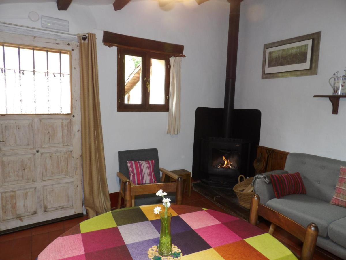 El Molí d'en Solà-Allotjaments rurals La Vall de Bianya Extérieur photo